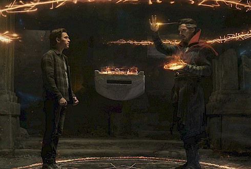 P&oacute;kember: Nincs haza&uacute;t (2021) - MARVEL