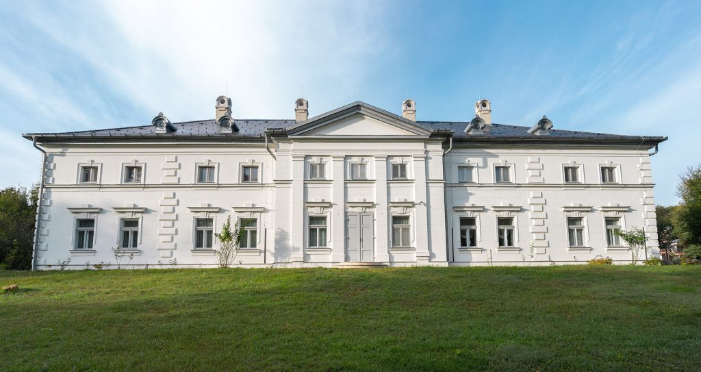Nem kastélyt vásárolt, hanem egy vízióhoz keresett helyet