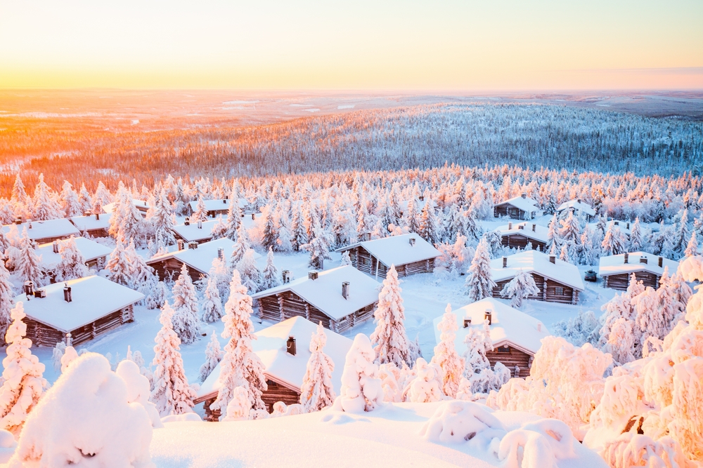 Shutterstock / TravelPhotoBloggers