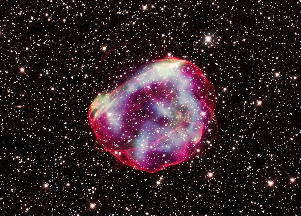 Forrás: X-ray: NASA/CXC/GSFC/B. J. Williams et al.