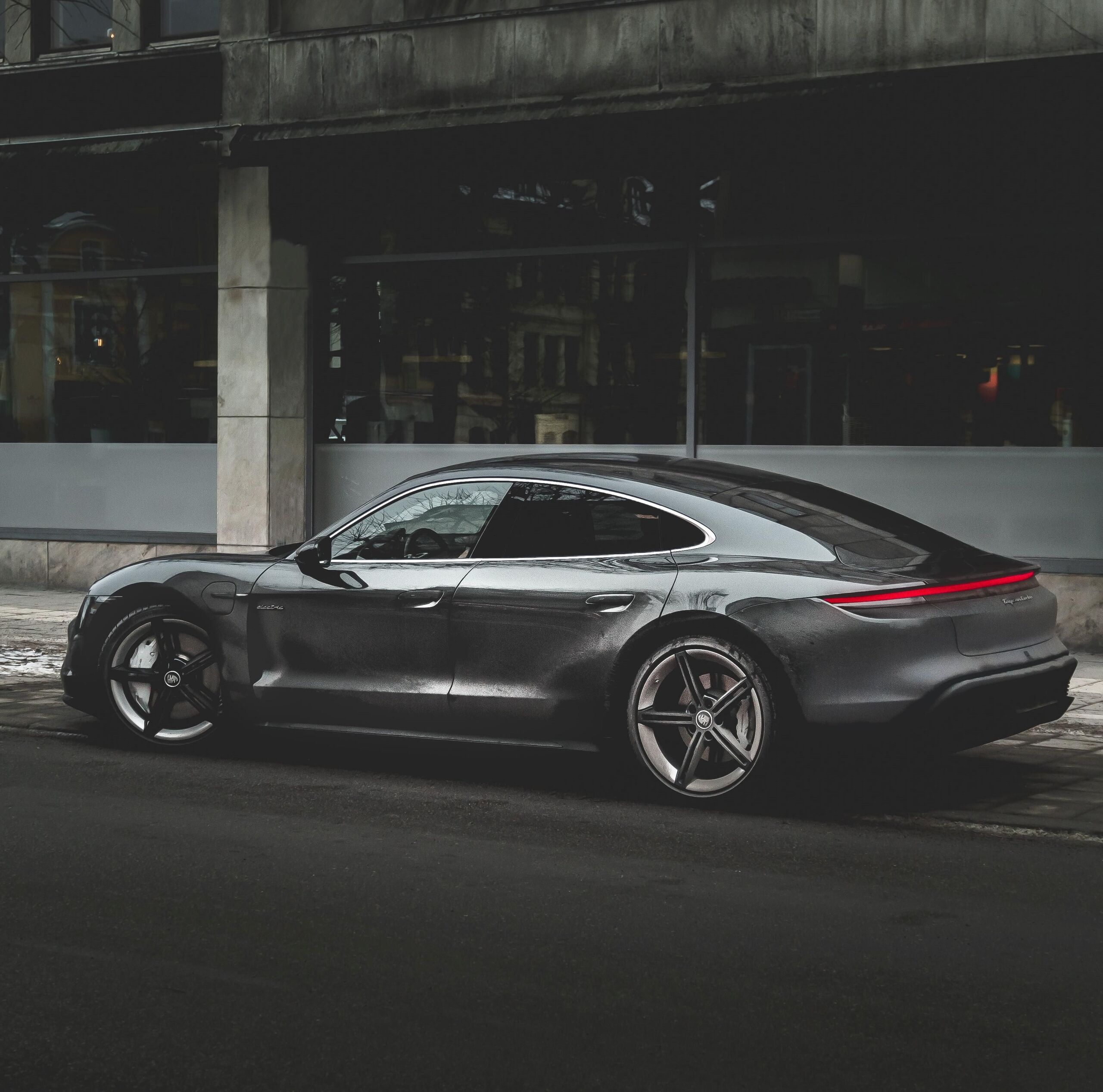 Unsplash/Philip Myrtorp