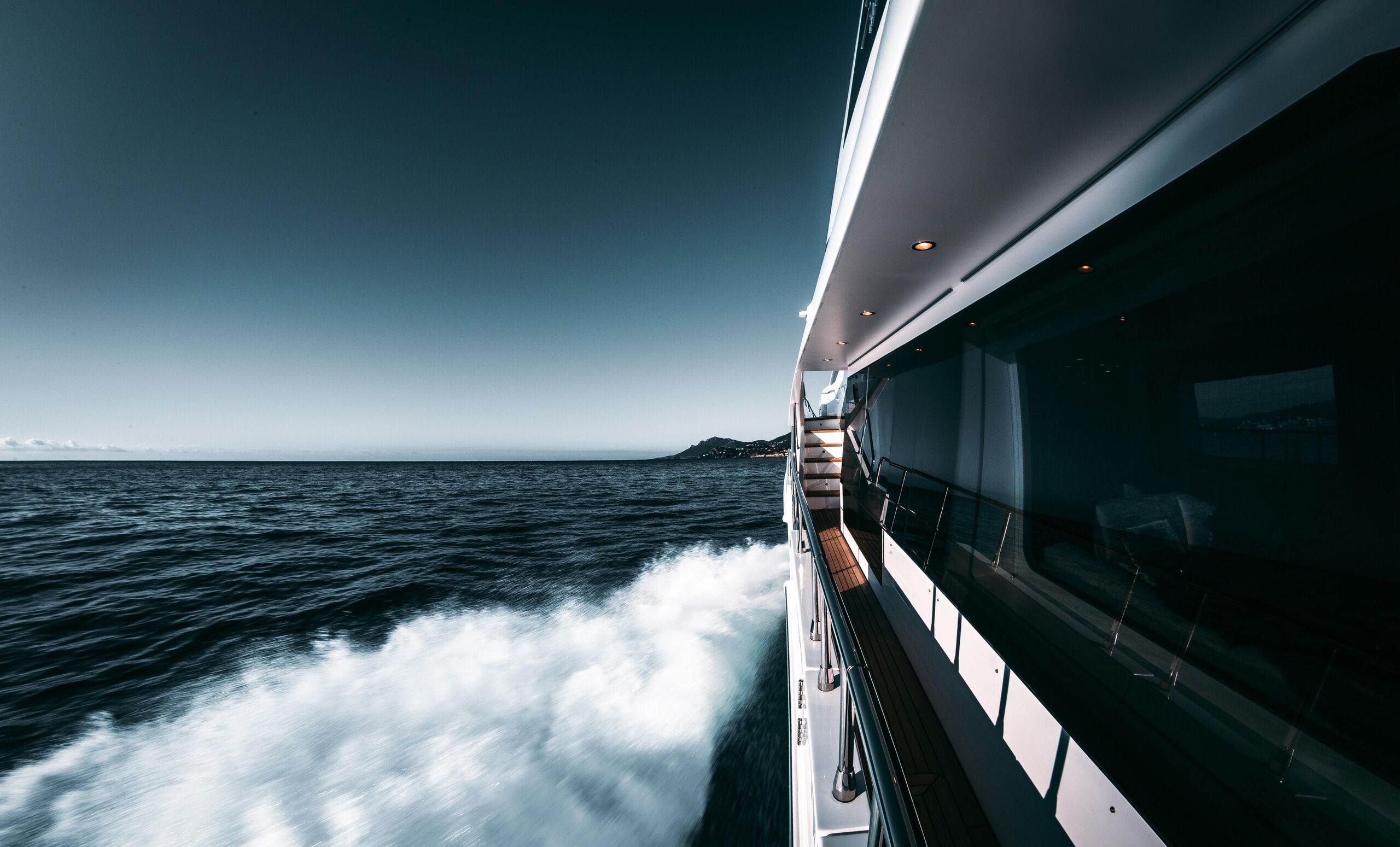 redcharlie/Unsplash