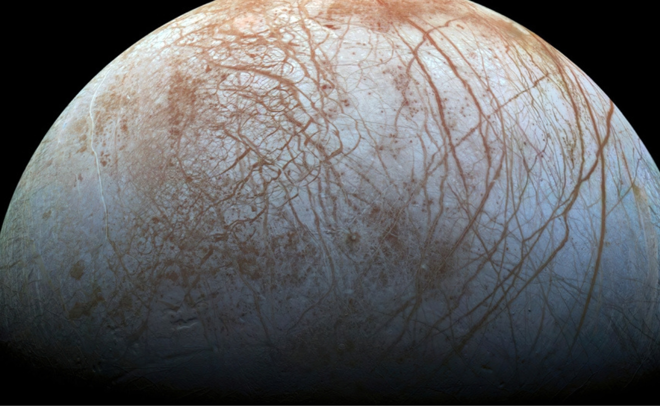 Europa, Jupiter - Claudio Caridi/Shutterstock