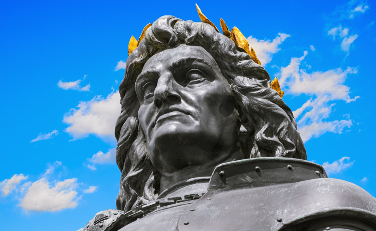 Sergej Razvodovskij/Shutterstock