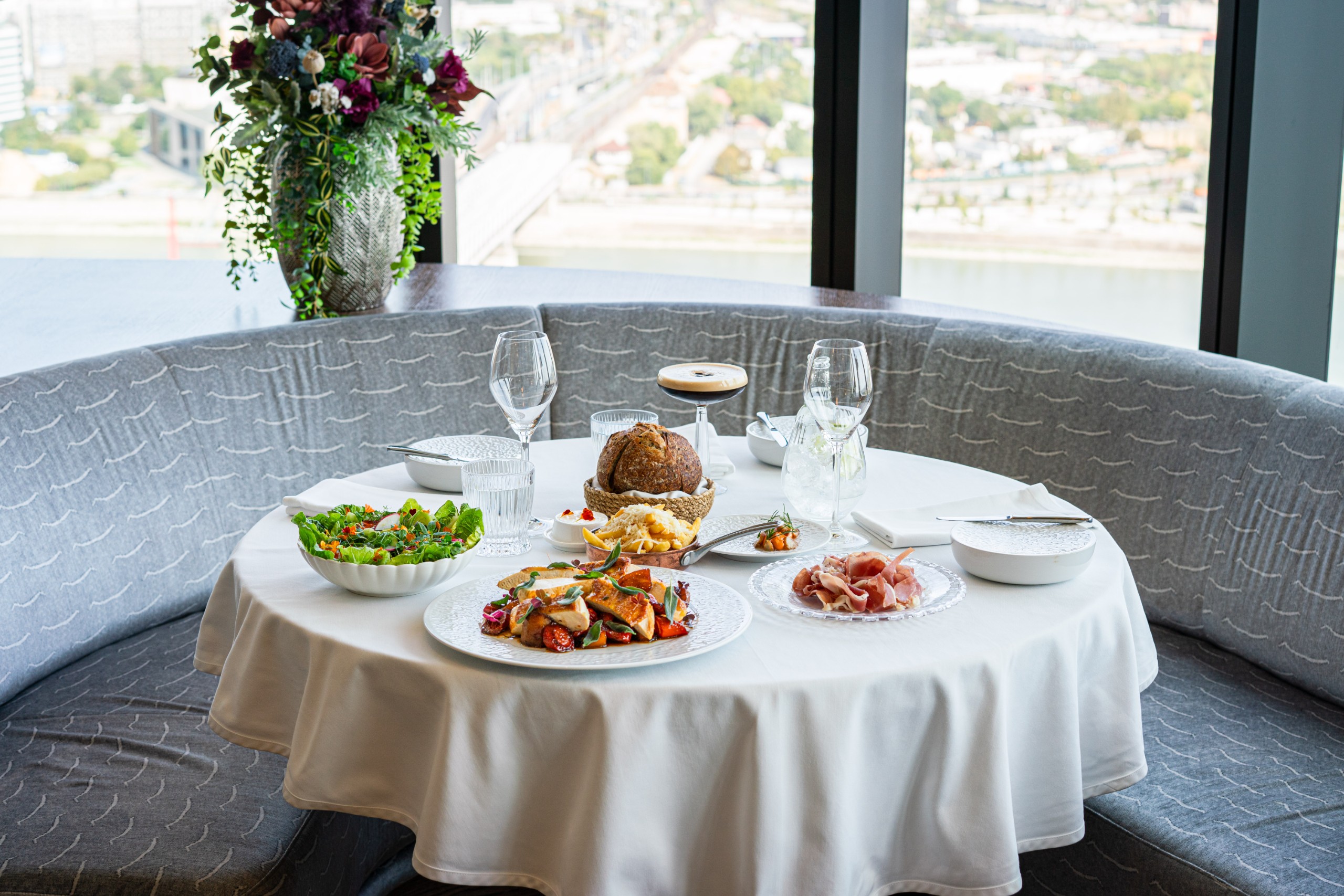 VIRTU Restaurant