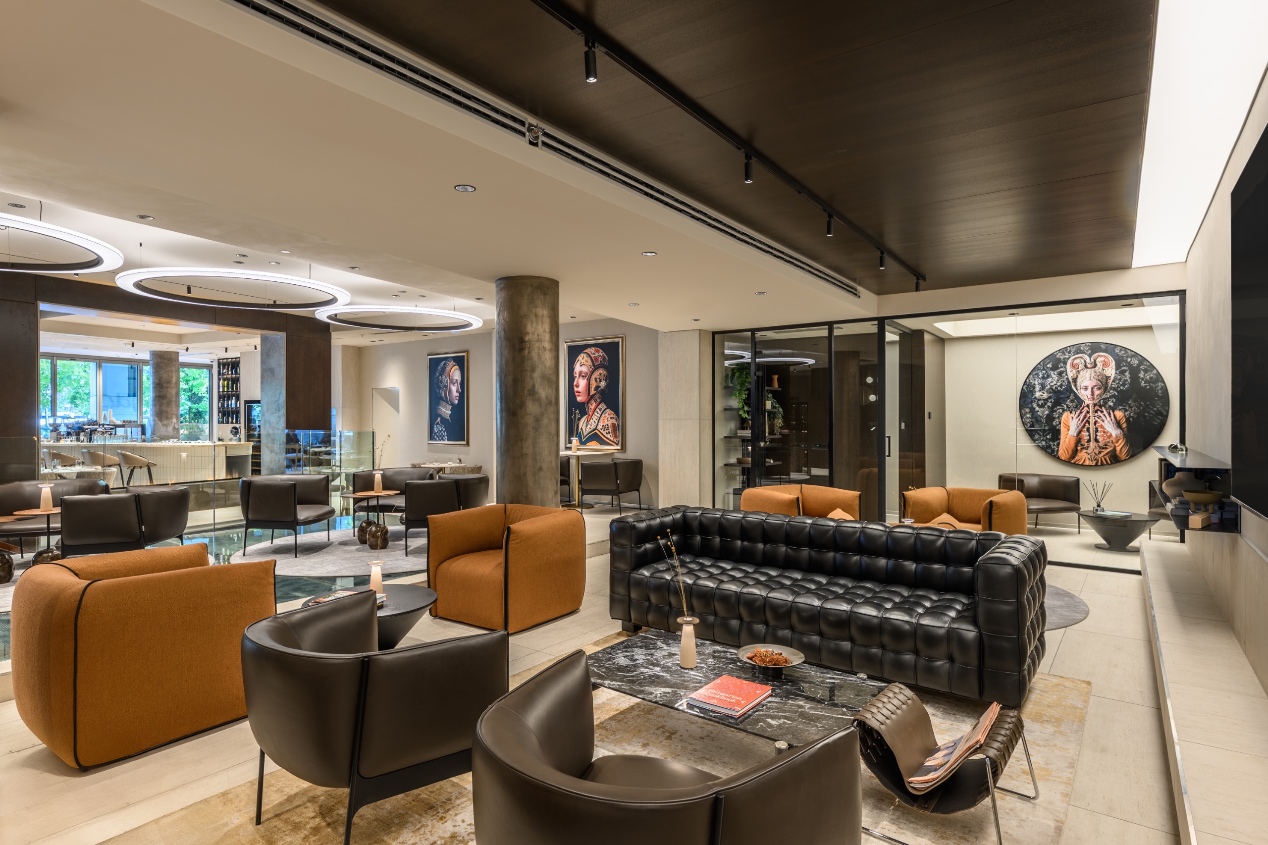 Leon Hotel & Lounge