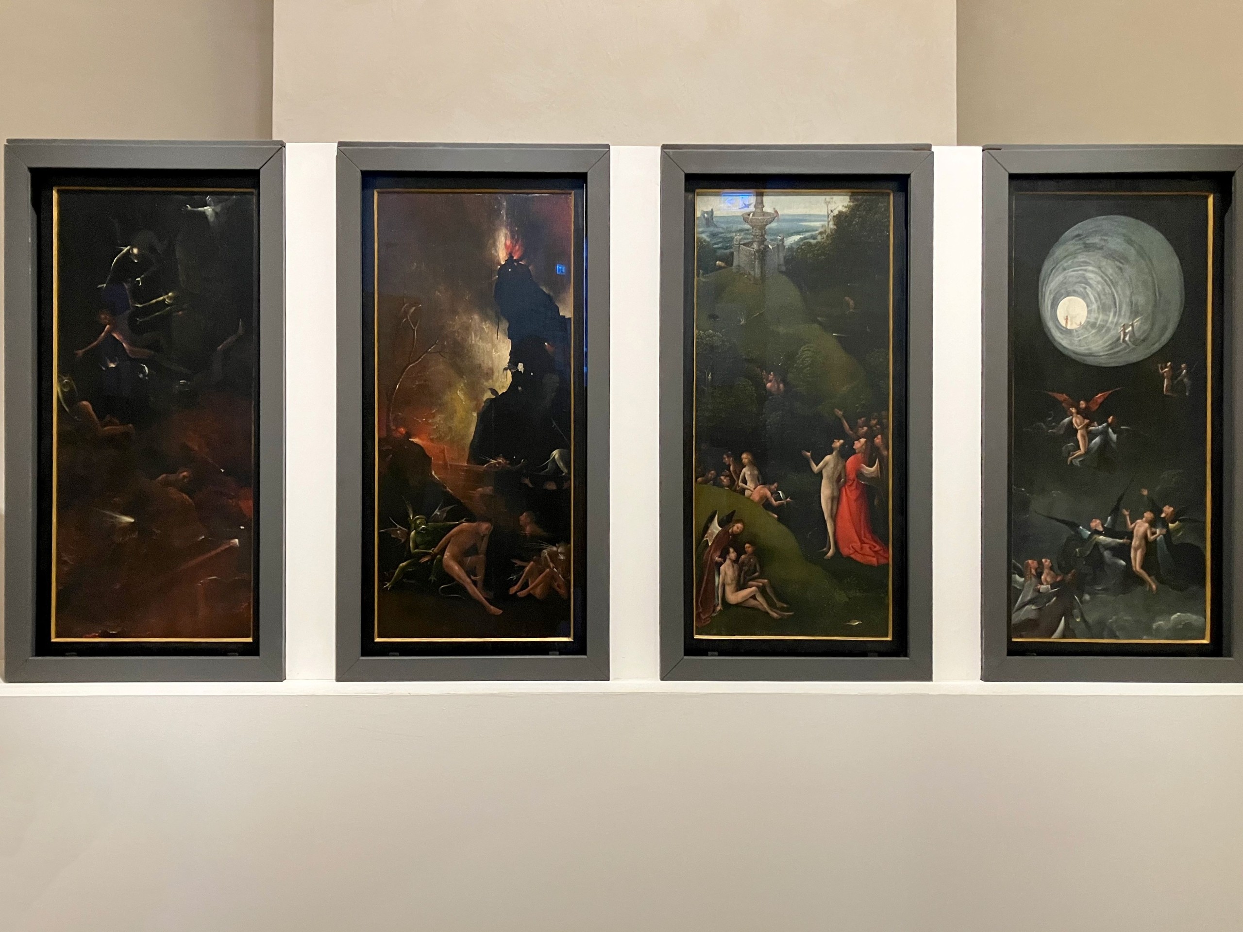 682A IA/Shutterstock.com