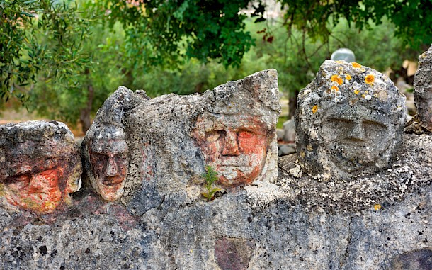 maudanros/Shutterstock